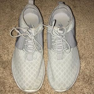 Grey Nike’s Athletic Shoes